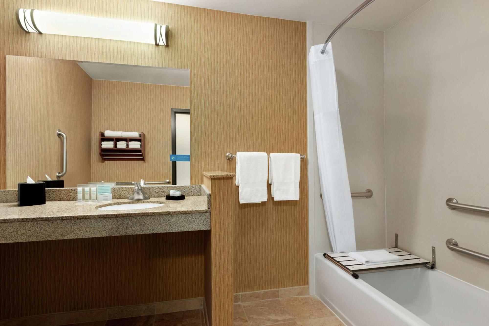Hampton Inn Абилин Екстериор снимка
