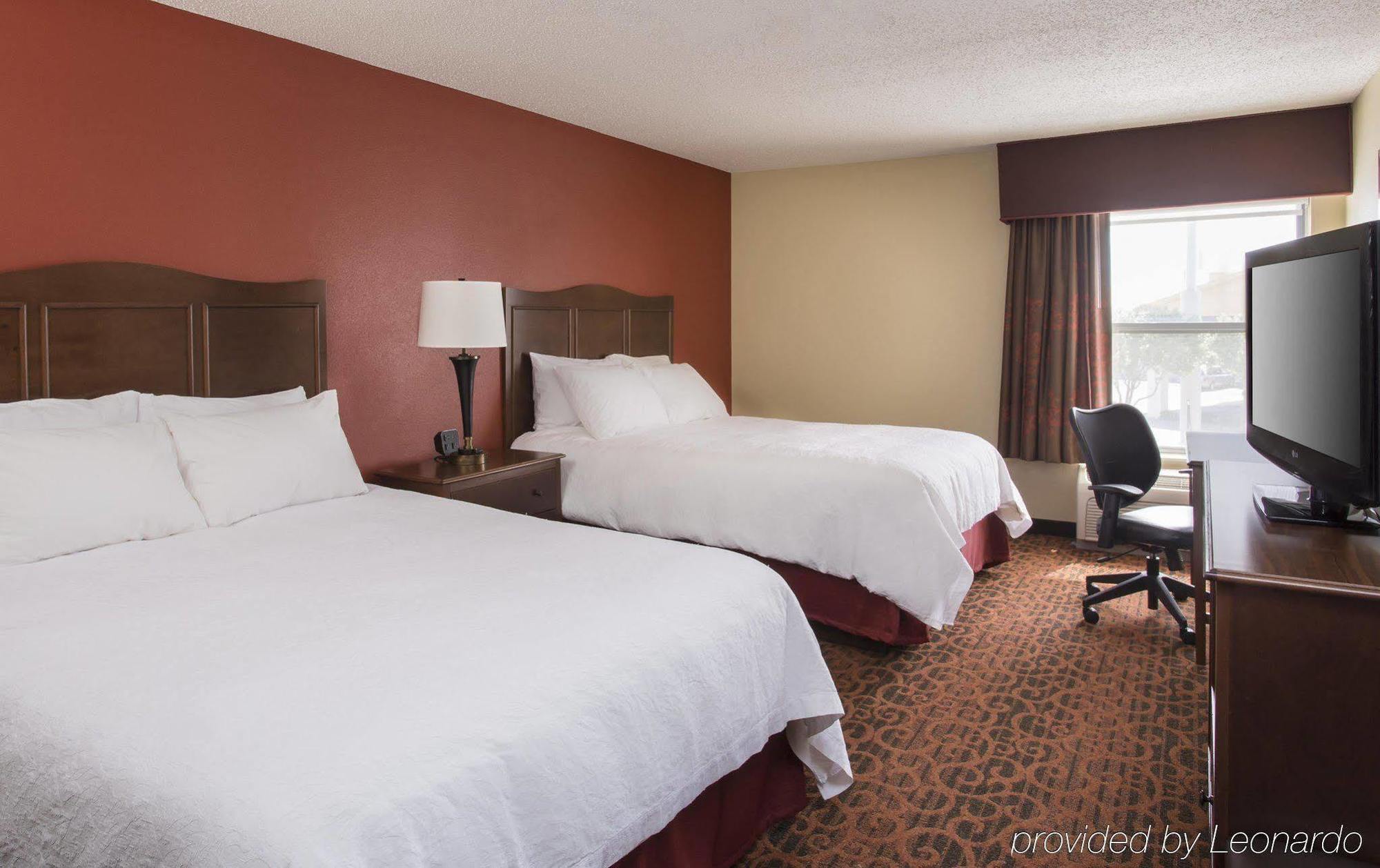 Hampton Inn Абилин Екстериор снимка